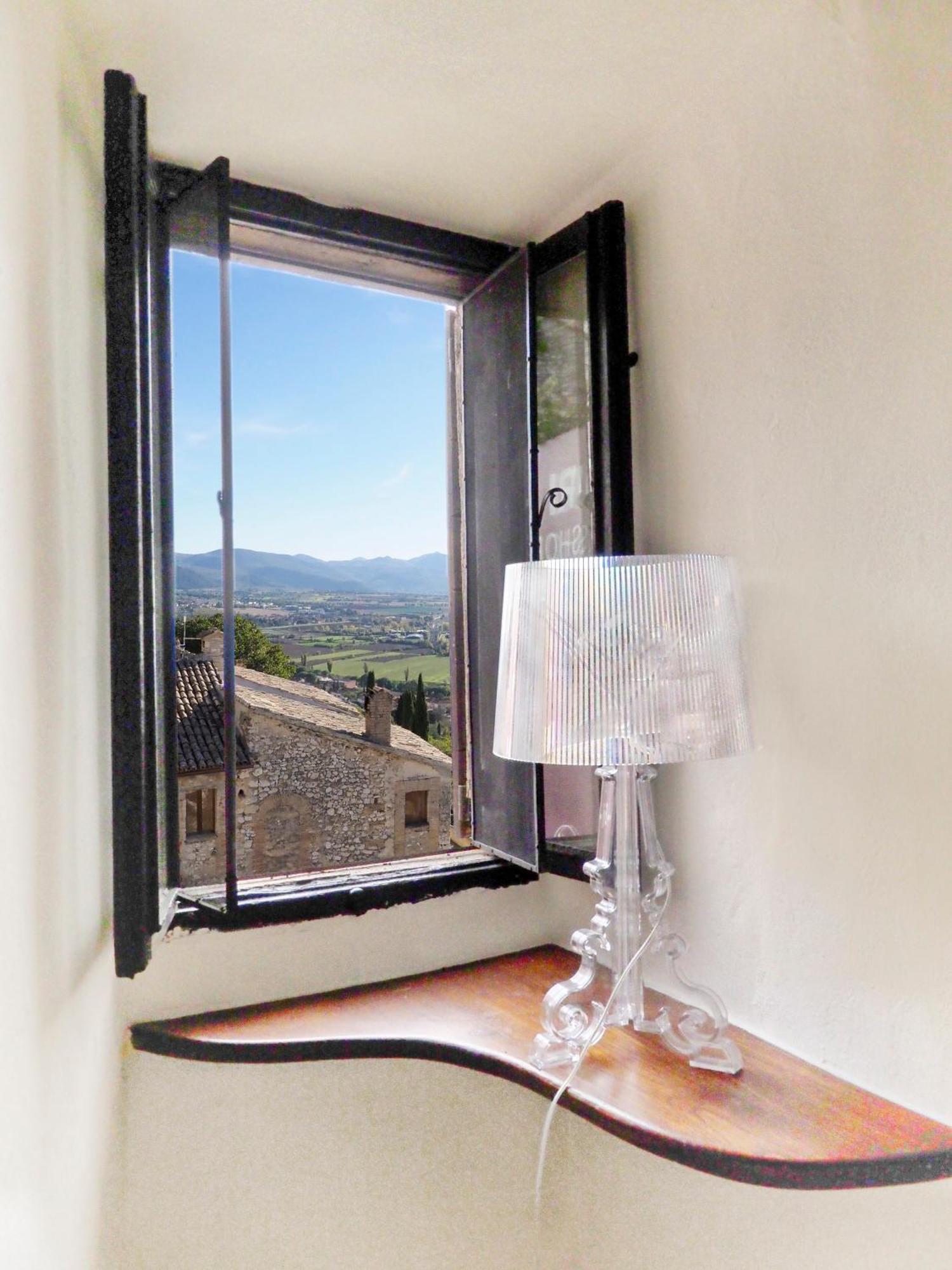 Relais Borgo Lizori Country House Campello sul Clitunno Extérieur photo