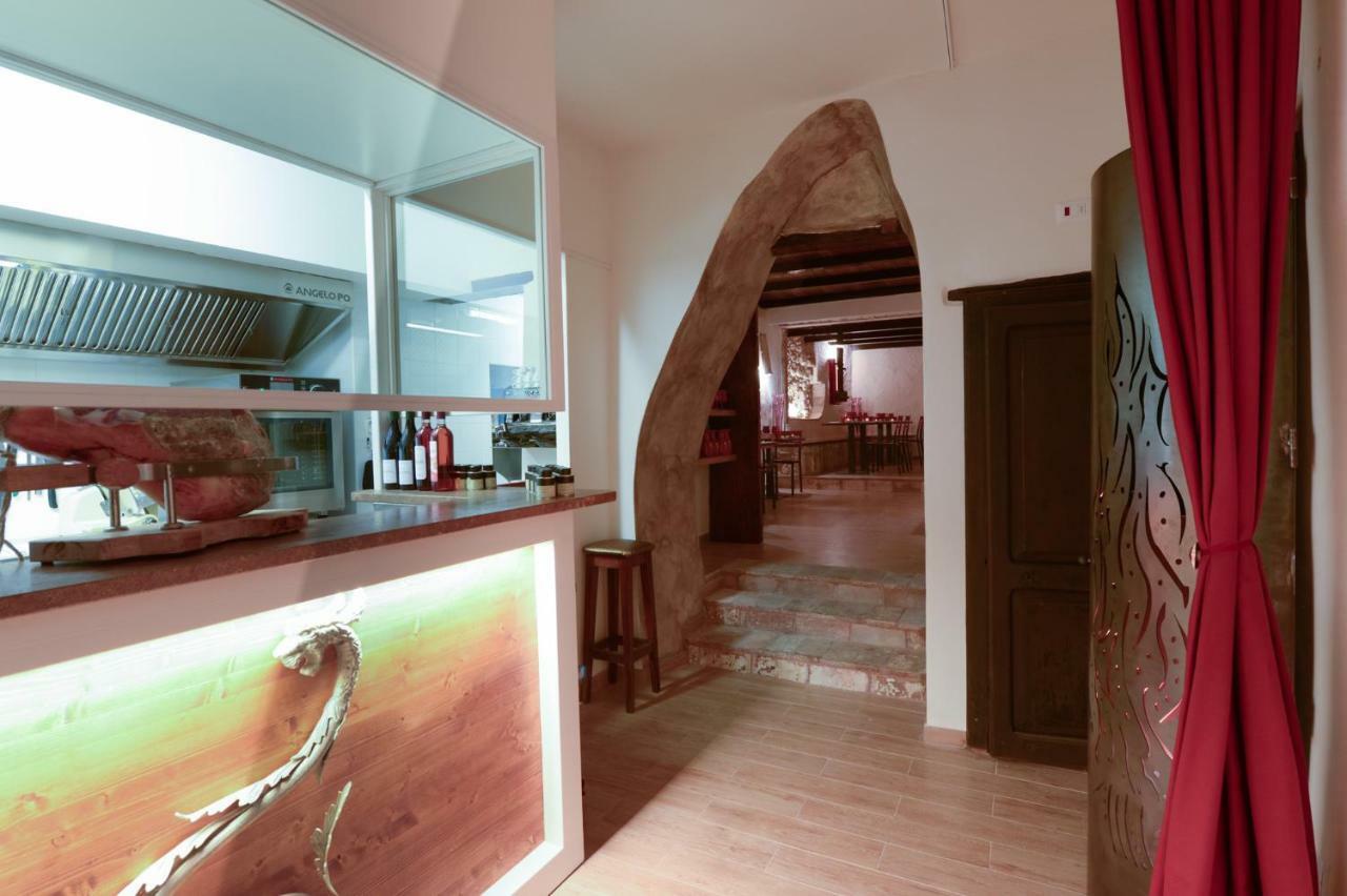 Relais Borgo Lizori Country House Campello sul Clitunno Extérieur photo